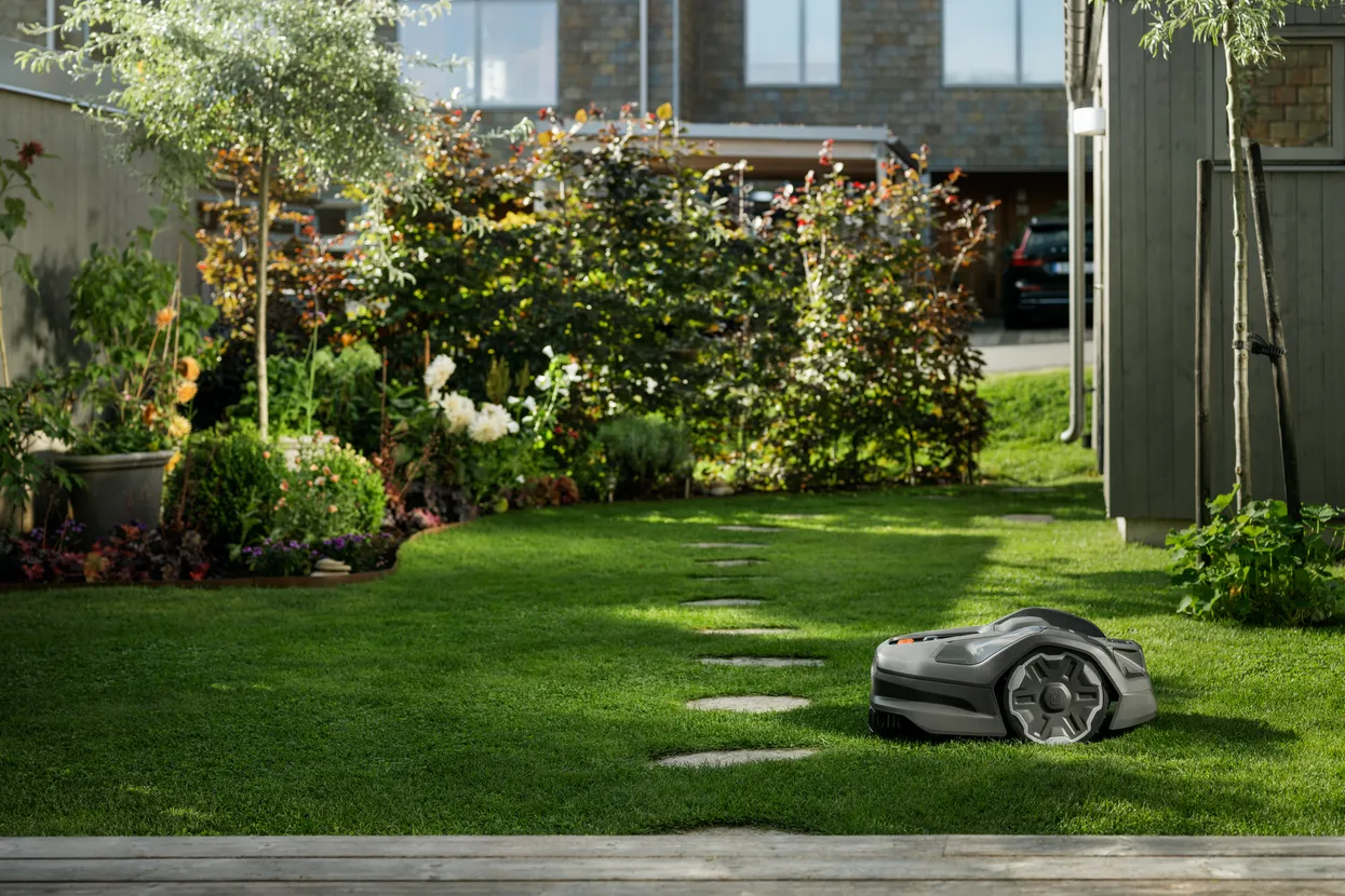 Automower® 305E NERA